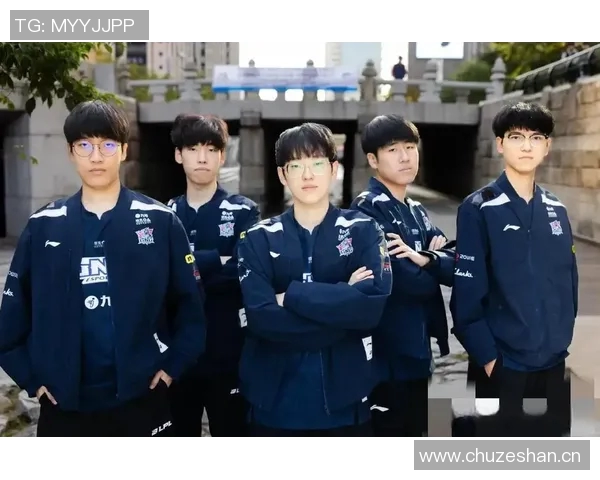 英雄联盟战术解析：深入探讨LNG战队的盯防策略与执行细节